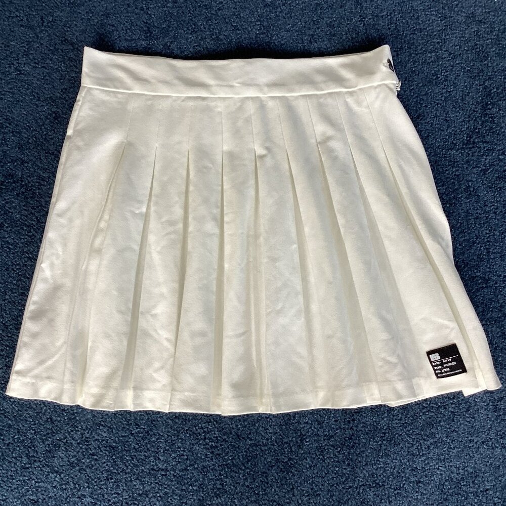 Ivory/White Pleated Mini Skirt - Large